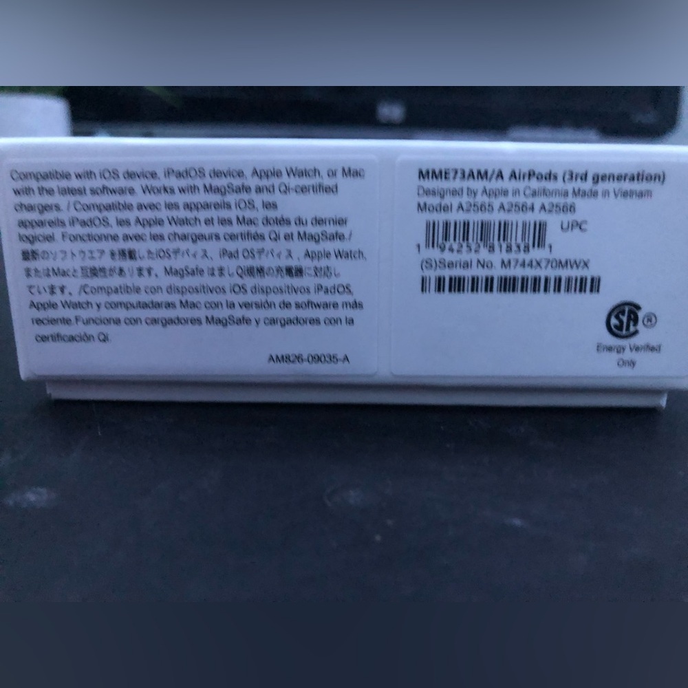 BNIB - Apple AirPods 3rd Generation - Picture 4 of 4